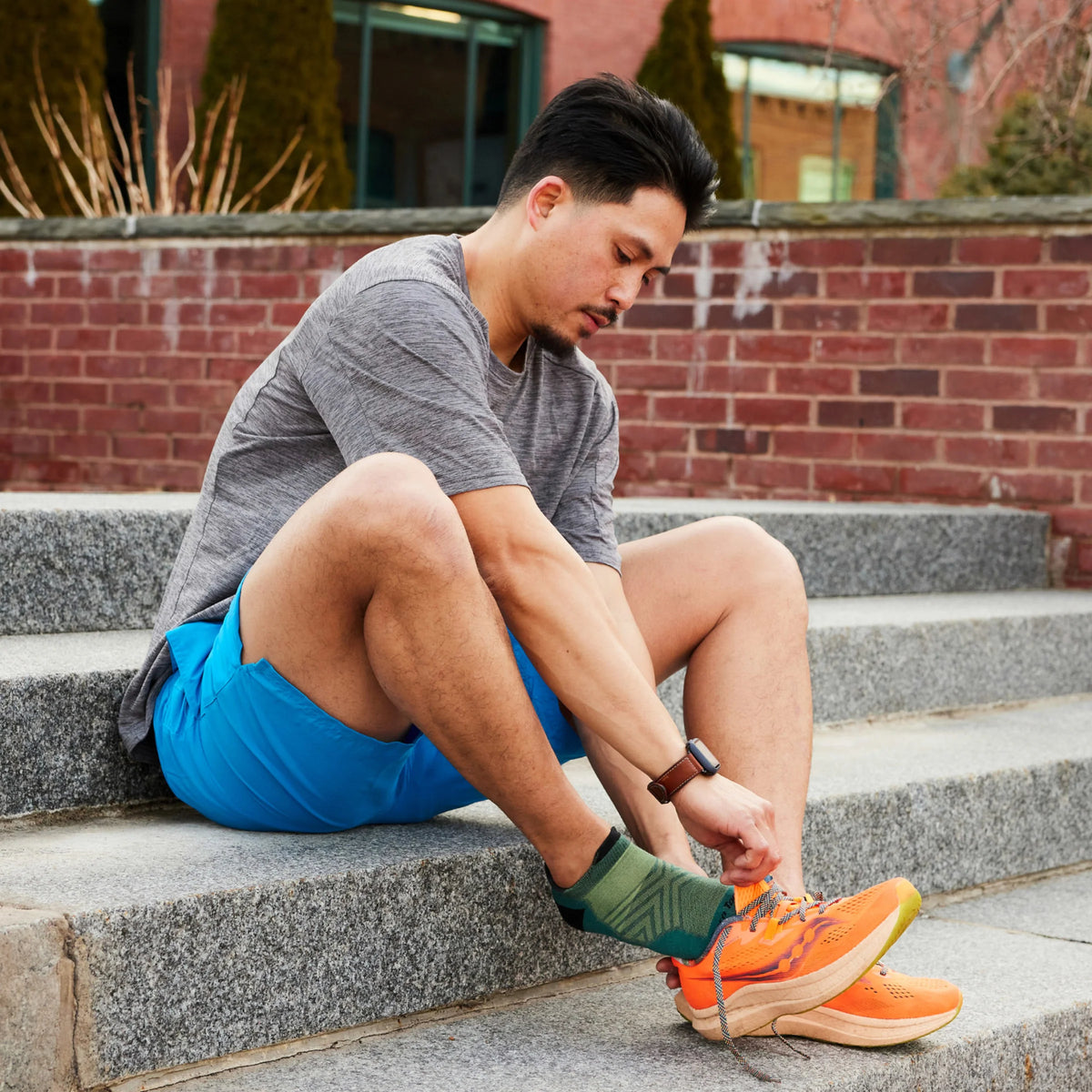 Men's Run No Show Tab Cushioned Ultra-Lightweight Running Socks